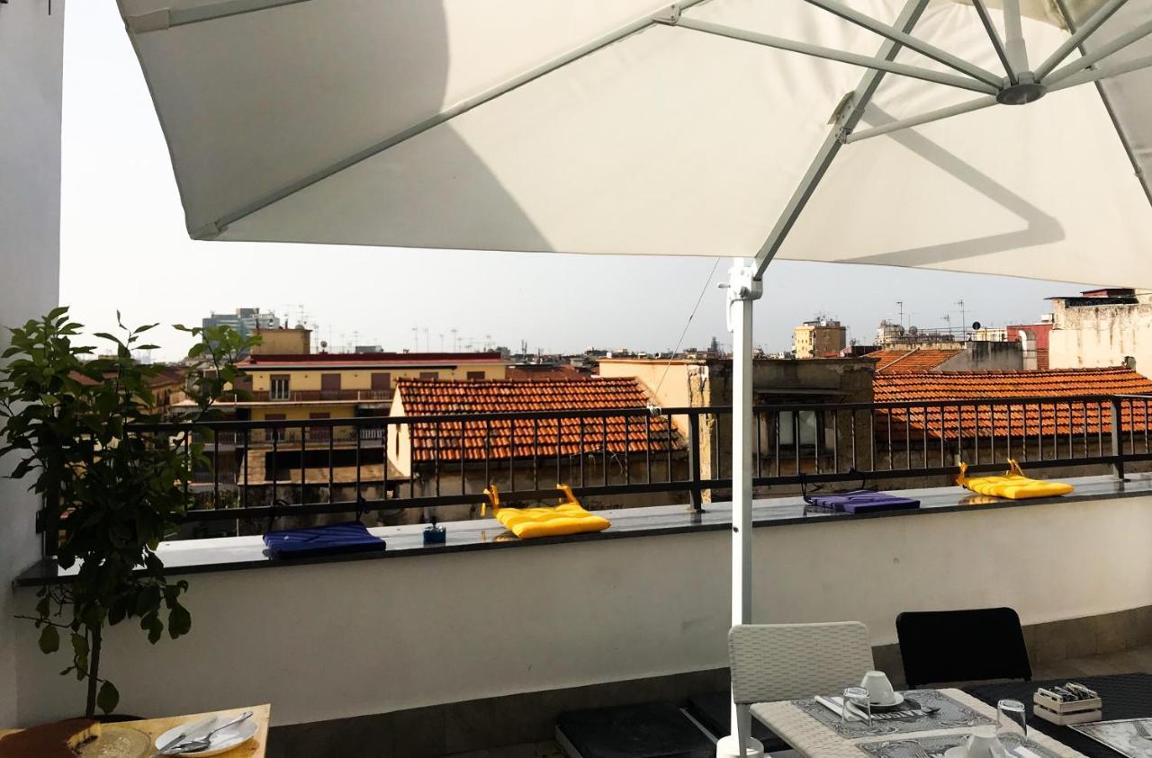 Na Bona Nuttata Bed and Breakfast Napoli Eksteriør billede